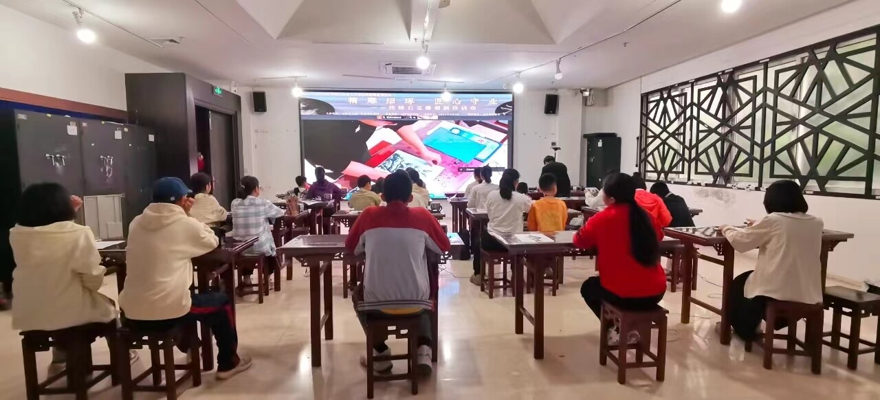 澳洲幸运8(中国)开奖记录查询站
2024年五一假期文旅市场稳中增长平安有序.wps_5